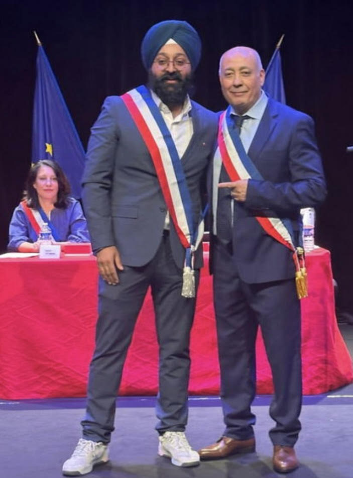 ਗੁਰਦਾਸਪੁਰ ਦਾ ਰਣਜੀਤ ਸਿੰਘ ਗੋਰਾਇਆ ਫਰਾਂਸ ਦੇ ਬੋਬਿਗਨੀ ਸ਼ਹਿਰ ਦਾ ਬਣਿਆ ਡਿਪਟੀ ਮੇਅਰ, ਪਿੰਡ ’ਚ ਖੁਸ਼ੀ ਦੀ ਲਹਿਰ