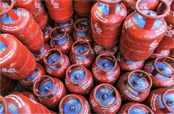 commercial gas cylinder  expensive