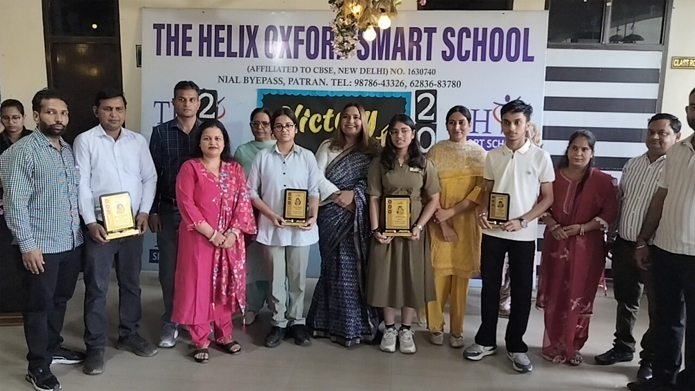 CBSE ਦਸਵੀਂ ਦੇ ਨਤੀਜਿਆਂ ''ਚ ''ਦ ਹੈਲਿਕਸ ਆਕਸਫੋਰਡ ਸਮਾਰਟ ਸਕੂਲ'' ਦਾ ਦਬਦਬਾ ਕਾਇਮ