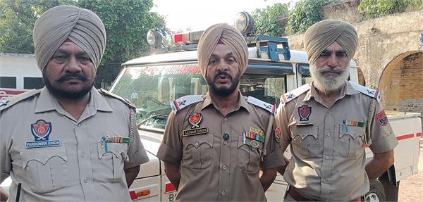 traffic police action in dinanagar