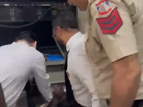 ਲੁਧਿਆਣਾ ਜ਼ਿਲ੍ਹਾ ਅਦਾਲਤ ''ਚ ਲਿਫਟ ''ਚ ਫਸੇ 17 ਲੋਕ, ਵਕੀਲਾਂ ਨੇ ਬਚਾਈ ਜਾਨ