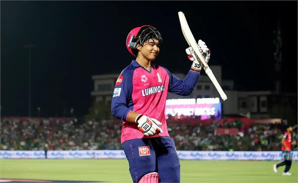 vaibhav suryavanshi is very mature at the age of 15 bhuvneshwar kumar