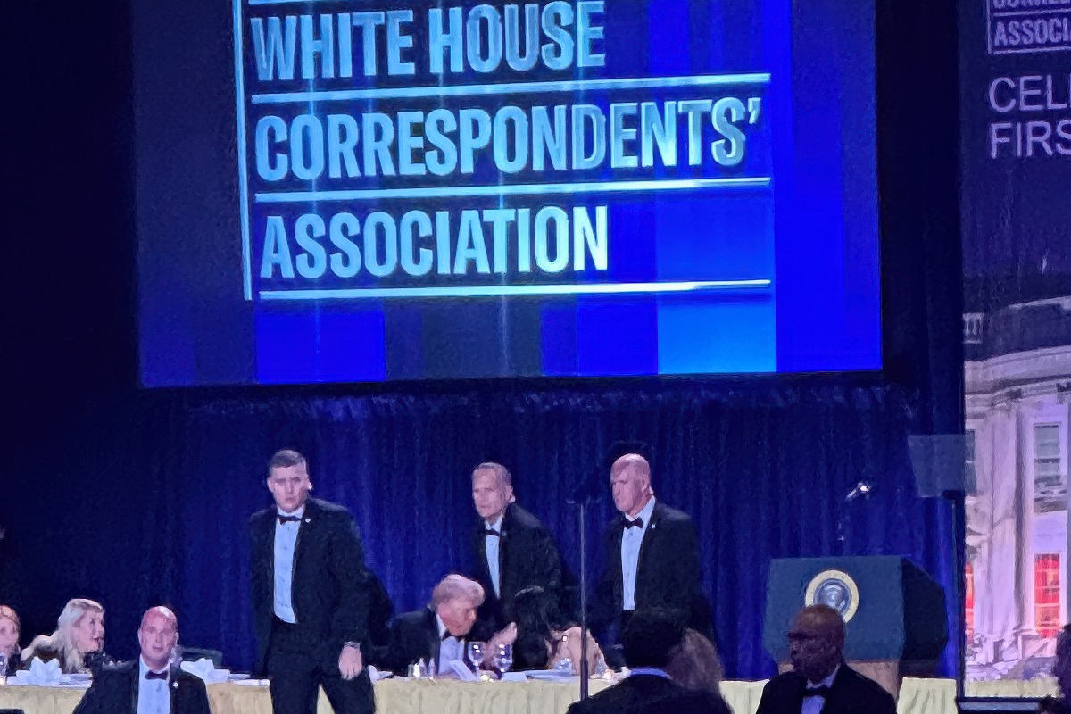 ਅਮਰੀਕਾ ''ਚ ਹਿੰਸਾ ਲਈ ਕੋਈ ਥਾਂ ਨਹੀਂ; ਰਿਪਬਲਿਕਨ ਅਤੇ ਡੈਮੋਕ੍ਰੇਟਿਕ ਨੇਤਾਵਾਂ ਦੀ ਸਾਂਝੀ ਪ੍ਰਤੀਕਿਰਿਆ