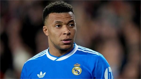 mbappe could be out for the rest of the season due to a muscle injury