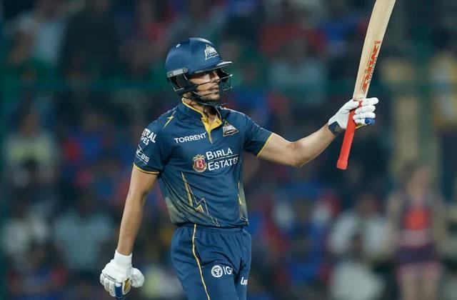 ਸ਼ੁਭਮਨ ਗਿੱਲ ਨੇ ਰਚਿਆ ਇਤਿਹਾਸ, IPL ''ਚ ਸਭ ਤੋਂ ਤੇਜ਼ 4000 ਦੌੜਾਂ ਬਣਾਉਣ ਵਾਲੇ ਪੰਜਵੇਂ ਬੱਲੇਬਾਜ਼ ਬਣੇ