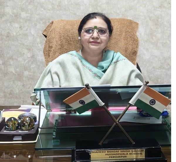 dr  meenakshi dhingra takes over as civil surgeon ferozepur