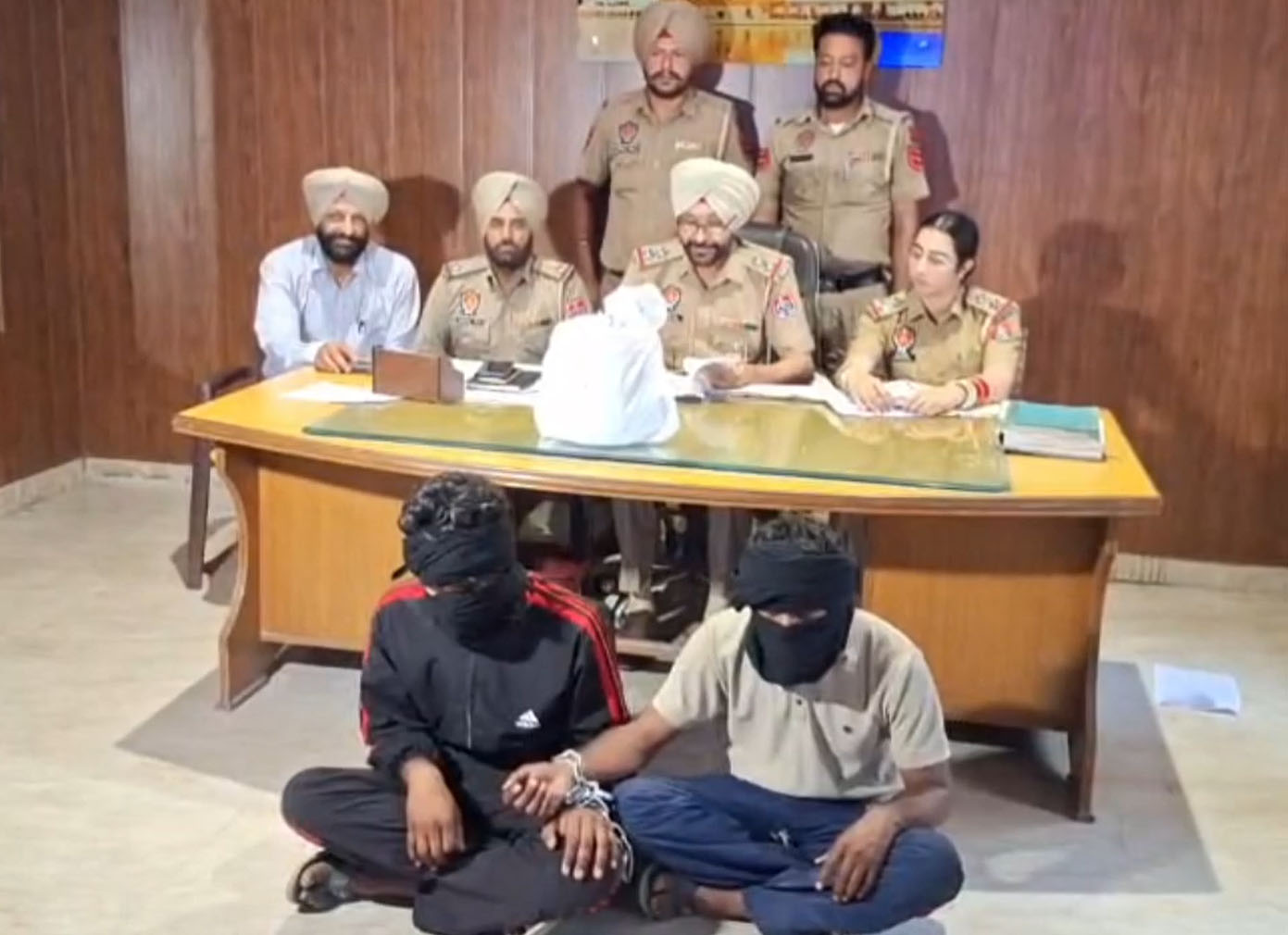 ਅਜਨਾਲਾ ''ਚ 2 ਕਿਲੋ ਅਫੀਮ ਸਮੇਤ ਦੋ ਮੁਲਜ਼ਮ ਗ੍ਰਿਫ਼ਤਾਰ