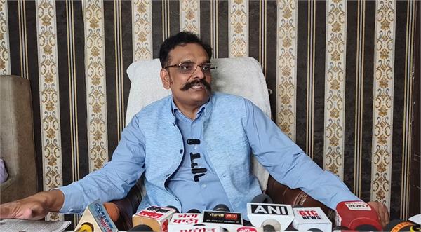 kunwar vijay pratap singh opposes hc  s transfer of case to chandigarh