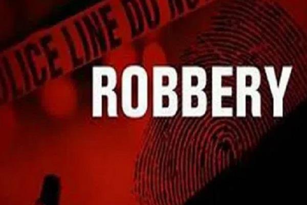 tarn taran  journalist  s stolen phone case not heard after a month