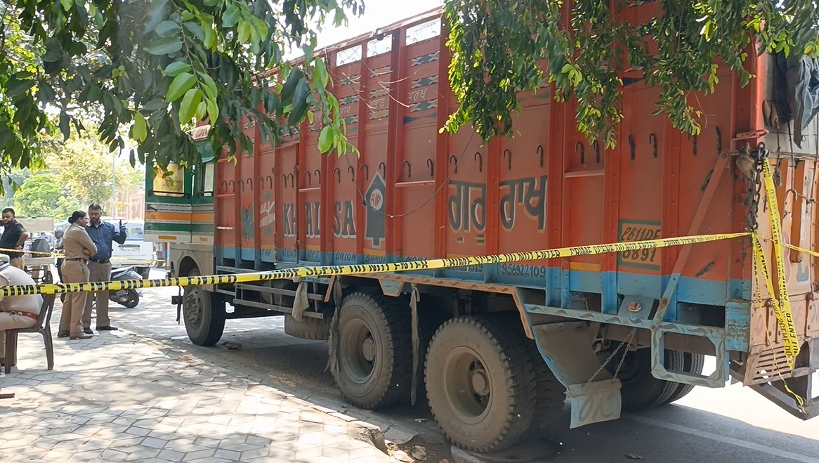 ਟਰੱਕ ਡਰਾਈਵਰ ਦੀ ਸ਼ੱਕੀ ਹਾਲਾਤ ਵਿਚ ਮੌਤ! ਟਰੱਕ ਦੇ ਅੰਦਰੋਂ ਮਿਲੀ ਲਾਸ਼