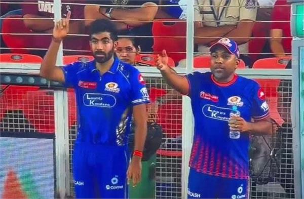 rr vs mi  coach jayawardene defends indian bowler bumrah