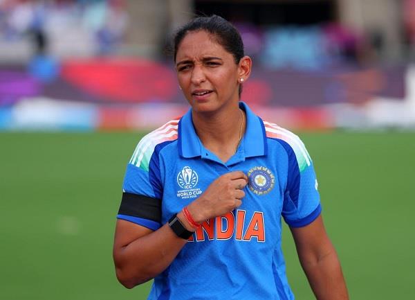 we need to stay united with positive thinking  harmanpreet kaur