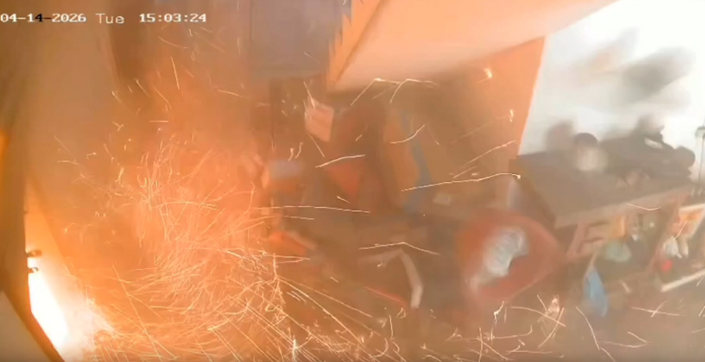 ਫਰੀਦਕੋਟ ਦੇ ਮੇਨ ਬਾਜ਼ਾਰ ''ਚ ਵੱਡਾ ਧਮਾਕਾ, ਦਹਿਲ ਗਿਆ ਪੂਰਾ ਇਲਾਕਾ