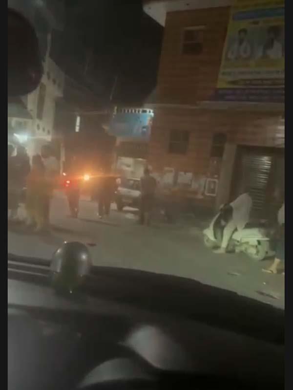 clash between two parties in kapurthala  dispute over betting money