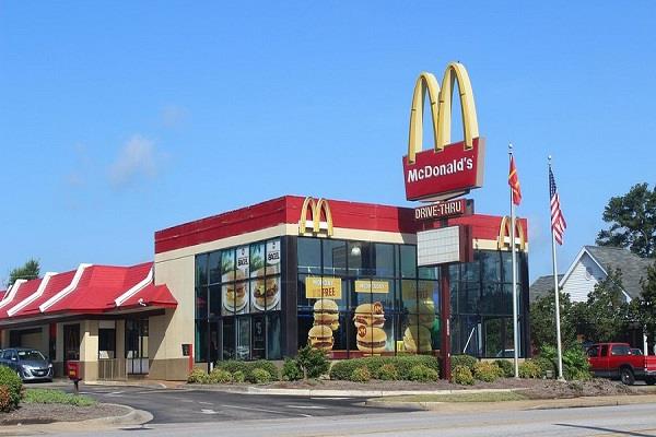 mcdonald  s and pizza hut are closing down  black marketing