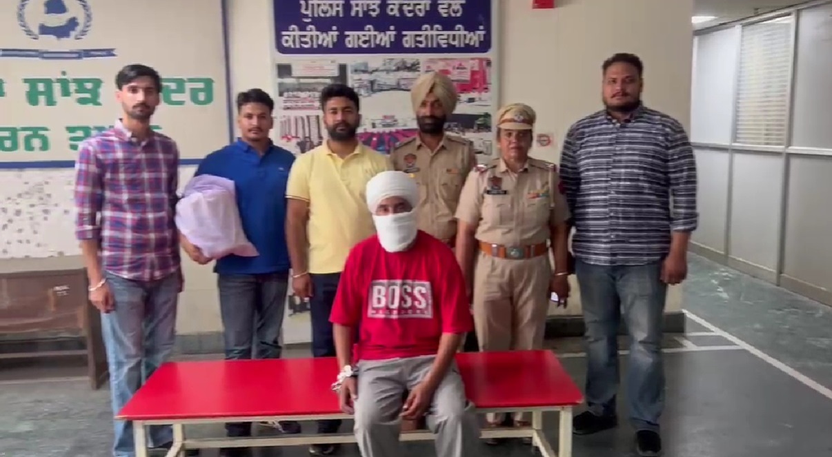 ਤਰਨਤਾਰਨ ''ਚ 25 ਕਰੋੜ ਦੀ ਹੈਰੋਇਨ ਸਣੇ ਨਸ਼ਾ ਸਮੱਗਲਰ ਕਾਬੂ