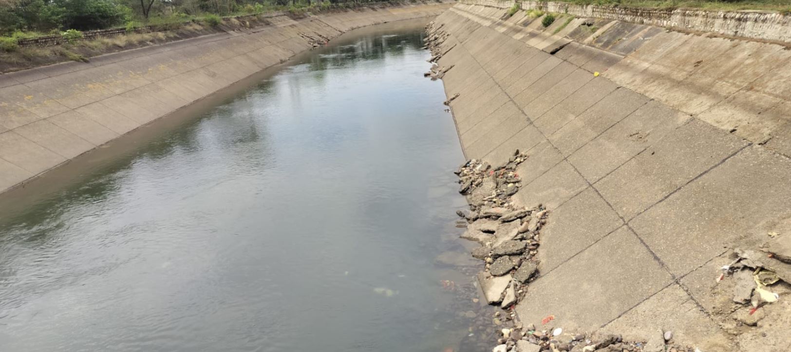 ਰਿਪੇਅਰ ਦੇ ਨਾਂ ''ਤੇ ਬੰਦ ਕੀਤੀ ਮੁਕੇਰੀਆਂ ਹਾਈਡਲ ਨਹਿਰ 10 ਦਿਨ ਬੀਤਣ ''ਤੇ ਵੀ ਸਫਾਈ ਨੂੰ ਤਰਸੀ