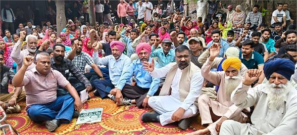 ruckus in kalsi nagar  jalandhar