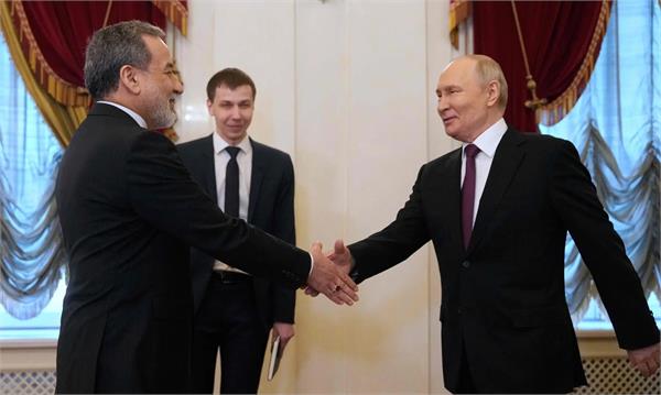 vladimir putin meets abbas araghchi