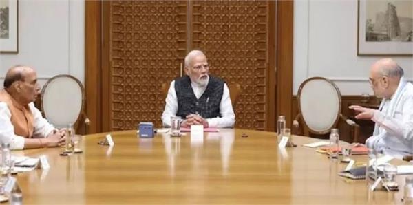 pm modi  s high level meeting on west asia crisis