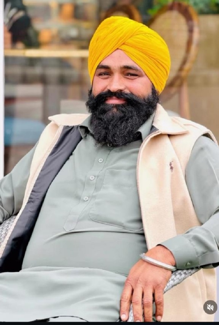 ਬਰਨਾਲਾ ''ਚ ਵਾਪਰਿਆ ਵੱਡਾ ਹਾਦਸਾ: ਕਣਕ ਦੀ ਕਟਾਈ ਕਰ ਰਹੇ ਕਿਸਾਨ ਨੂੰ ਲੱਗਾ ਕਰੰਟ, ਦਰਦਨਾਕ ਮੌਤ