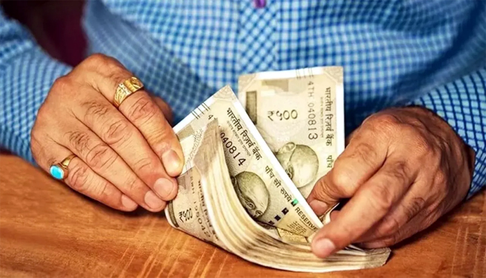 ਘਰ ਰੱਖਿਆ ਕੈਸ਼ ਬੈਂਕ ''ਚ ਜਮ੍ਹਾਂ ਕਰਵਾਉਣ ''ਤੇ ਨਹੀਂ ਲੱਗੇਗਾ ਟੈਕਸ, ITAT ਦਾ ਵੱਡਾ ਫੈਸਲਾ