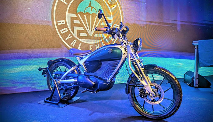 Royal Enfield ਦੀ ਪਹਿਲੀ ਇਲੈਕਟ੍ਰਿਕ ਬਾਈਕ ਭਾਰਤ ''ਚ ਲਾਂਚ, ਜਾਣੋ ਕੀਮਤ ਤੇ ਸ਼ਾਨਦਾਰ ਫੀਚਰਸ