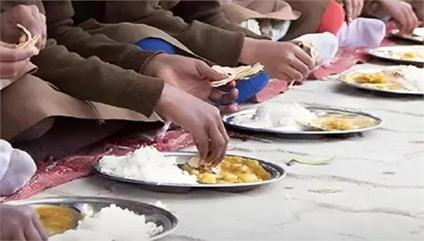 over 100 children fall ill after eating government school food