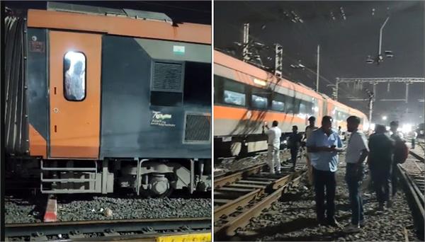 vande bharat express derails near pune railway station