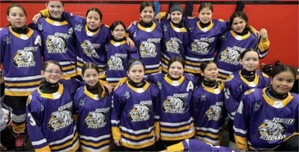 u 13 girls hockey team wins silver medal