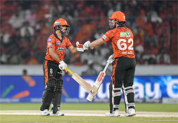 hyderabad set rajasthan a target of 217 runs