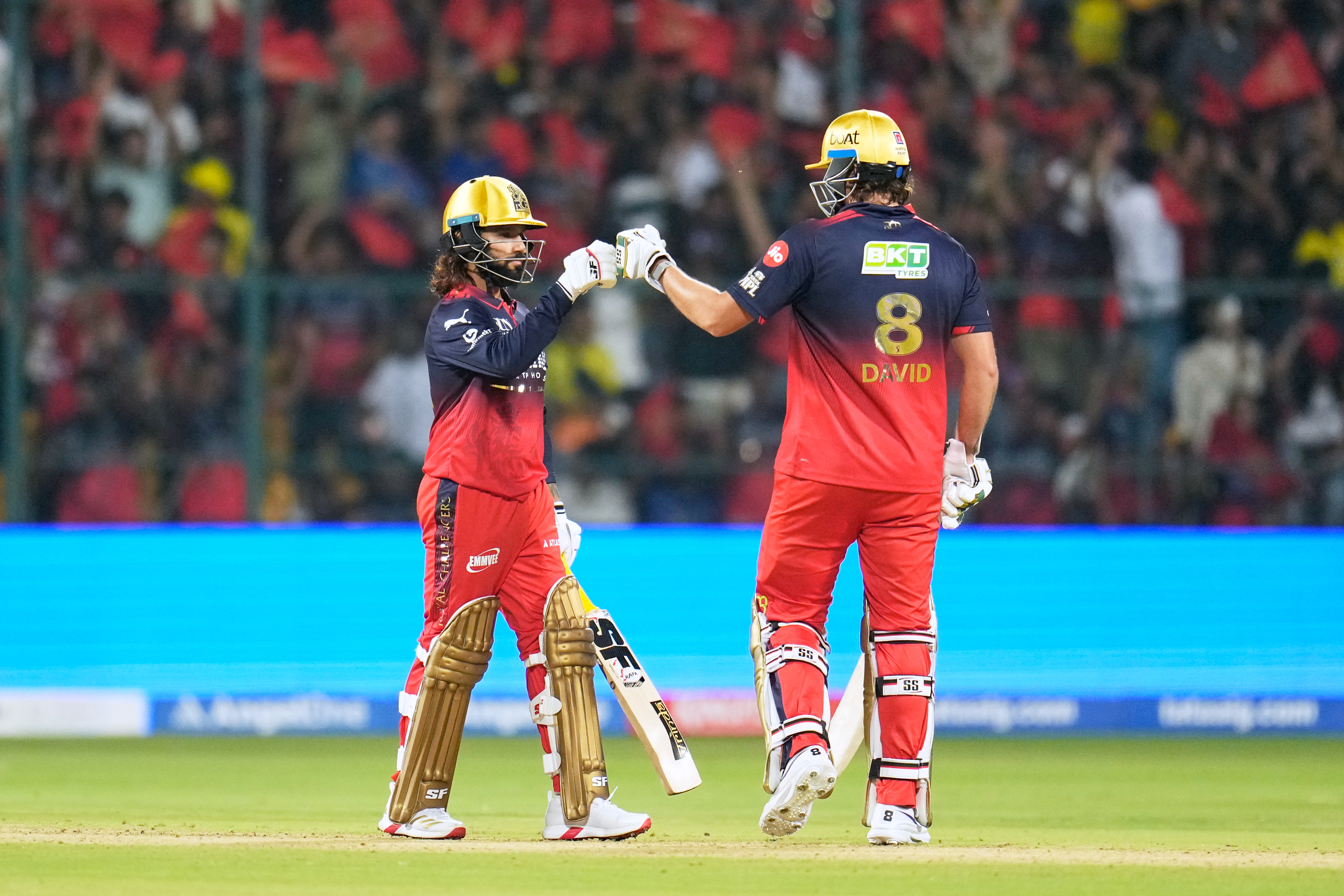 RCB ਨੇ CSK ਨੂੰ ਦਿੱਤਾ 251 ਦੌੜਾਂ ਦਾ ਟੀਚਾ, ਟਿਮ ਡੇਵਿਡ ਤੇ ਪਡਿੱਕਲ ਨੇ ਜੜੇ ਤੂਫ਼ਾਨੀ ਅਰਧ ਸੈਂਕੜੇ