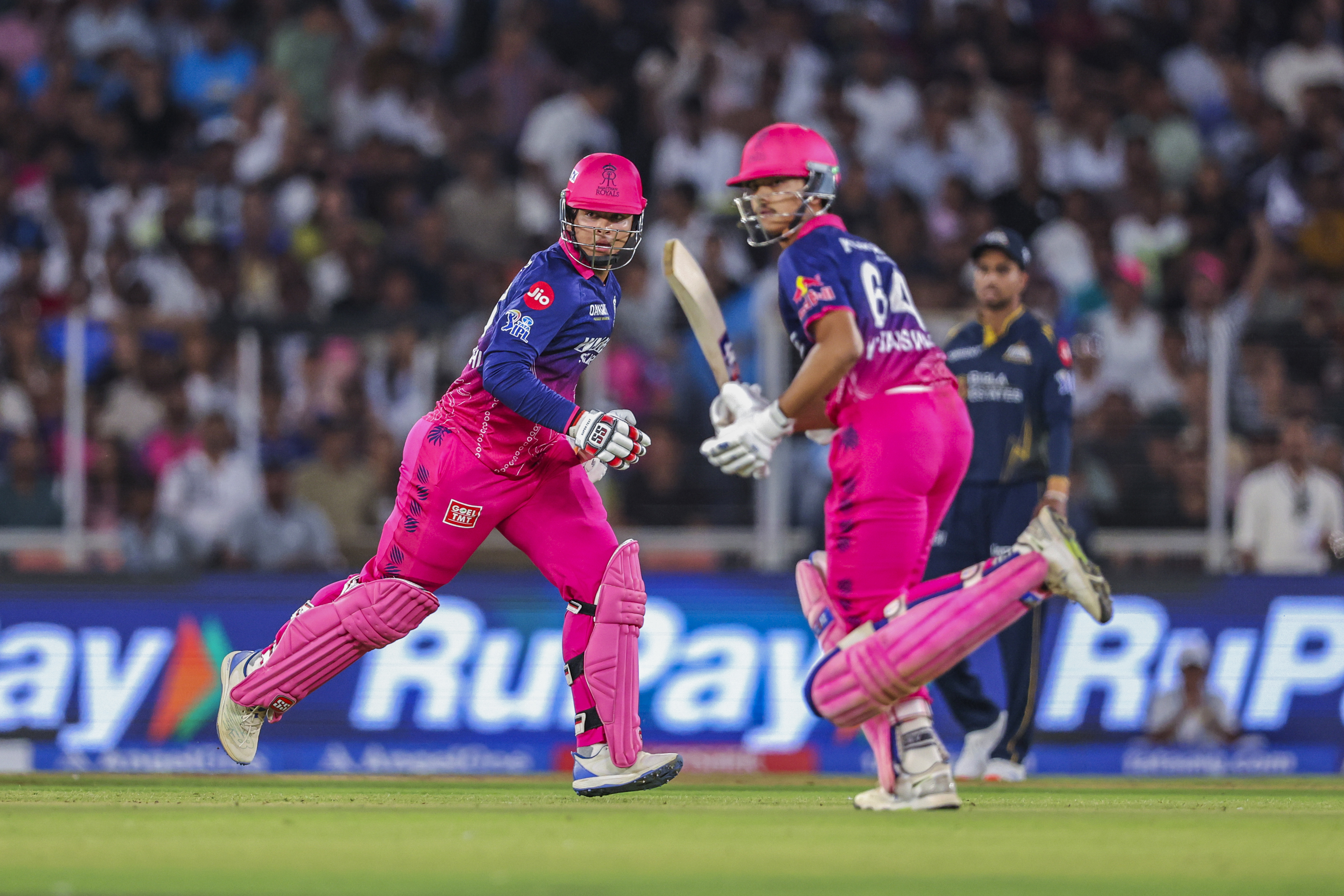 GT vs RR IPL 2026 : ਰਾਜਸਥਾਨ ਨੇ ਗੁਜਰਾਤ ਨੂੰ 211 ਦੌੜਾਂ ਦਾ ਦਿੱਤਾ ਟੀਚਾ