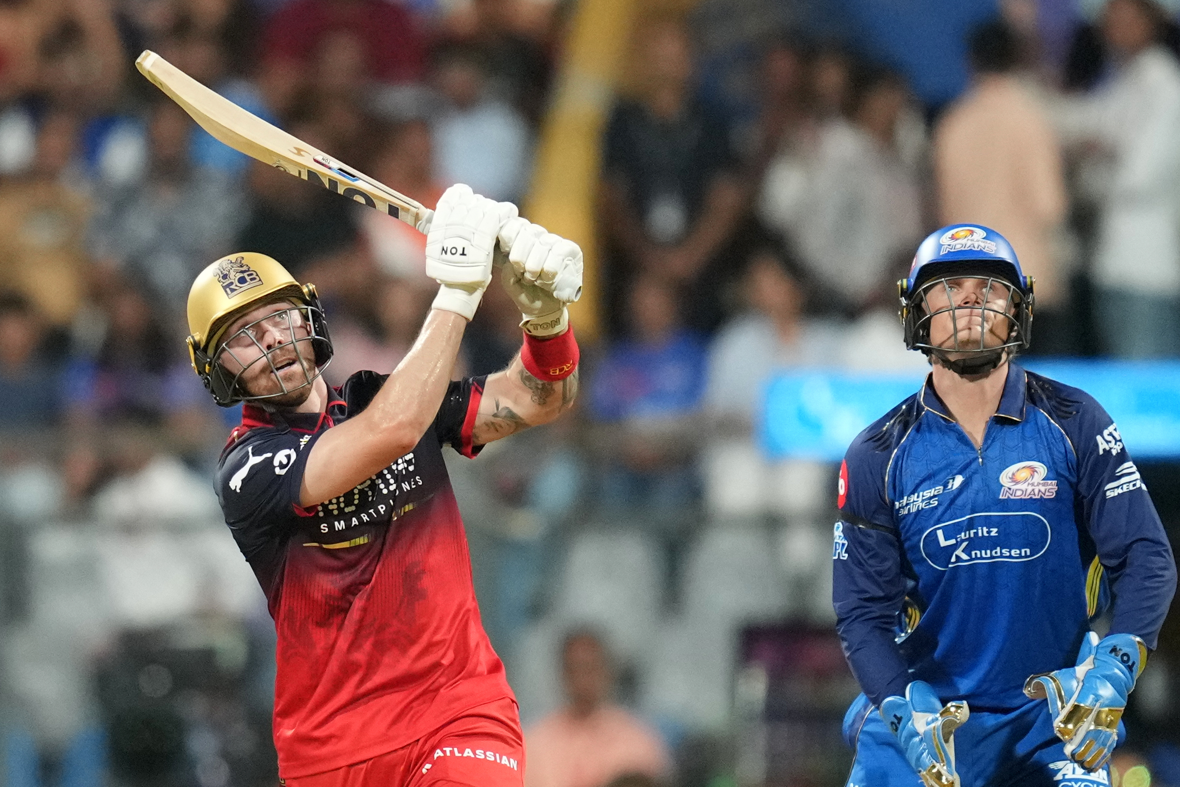 RCB ਨੇ MI ਨੂੰ ਦਿੱਤਾ 241 ਦੌੜਾਂ ਦਾ ਟੀਚਾ, ਸਾਲਟ-ਰਜਤ ਨੇ ਜੜੇ ਤੂਫਾਨੀ ਅਰਧ ਸੈਂਕੜੇ