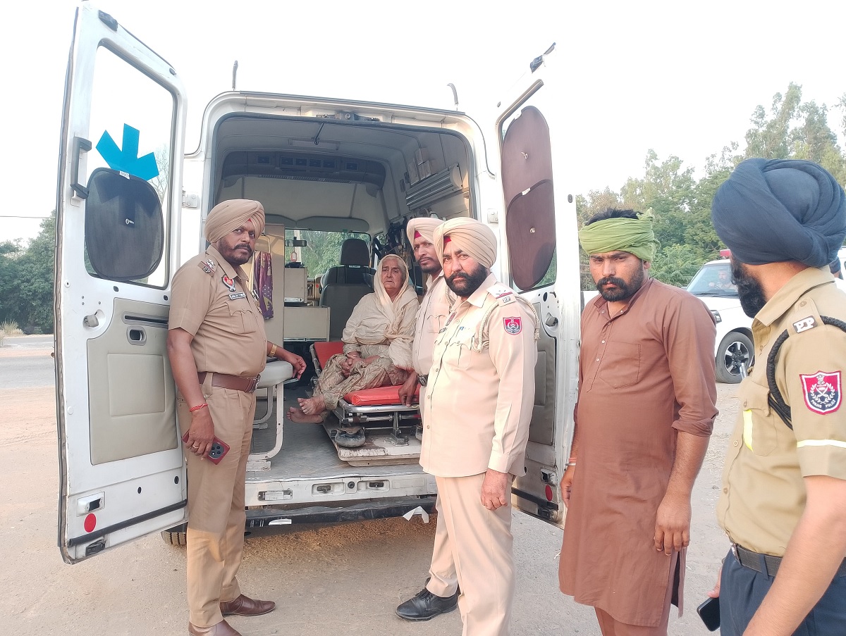 ਟੱਲੇਵਾਲ ਪੁਲਸ ਨੇ ਬਜ਼ੁਰਗ ਔਰਤ ਨੂੰ ਨਹਿਰ ''ਚੋਂ ਡੁੱਬਣੋ ਬਚਾਇਆ