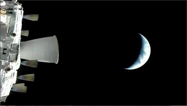 artemis 2 mission astronauts head to moon