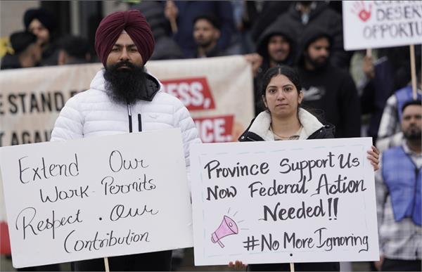 international students and immigrants protest in manitoba