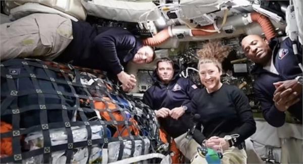 canadian astronaut jeremy hansen