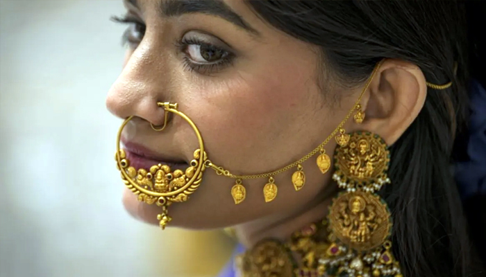 Gold Silver Price: ਸੋਨੇ ਅਤੇ ਚਾਂਦੀ ਦੀਆਂ ਕੀਮਤਾਂ ''ਚ ਜ਼ਬਰਦਸਤ ਉਛਾਲ, ਚੈੱਕ ਕਰੋ ਨਵਾਂ ਰੇਟ