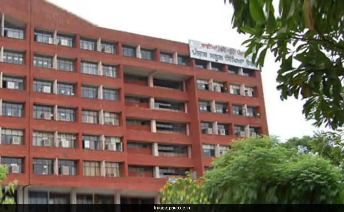 ਅੱਠਵੀਂ ਜਮਾਤ ਦੇ ਨਤੀਜਿਆਂ ''ਚ ਪਠਾਨਕੋਟ ਨੇ ਬਣਾਇਆ ਇਤਿਹਾਸ, ਪੰਜਾਬ ਭਰ ''ਚ ਹਾਸਲ ਕੀਤਾ ਪਹਿਲਾ ਸਥਾਨ