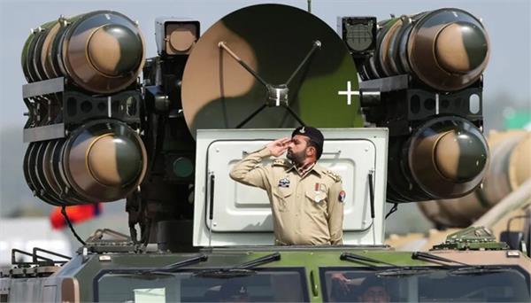 pakistan to increase defense budget by 100 billion