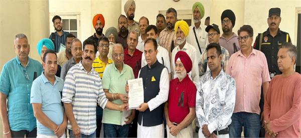 phagwara chemists protest against online sale of medicines