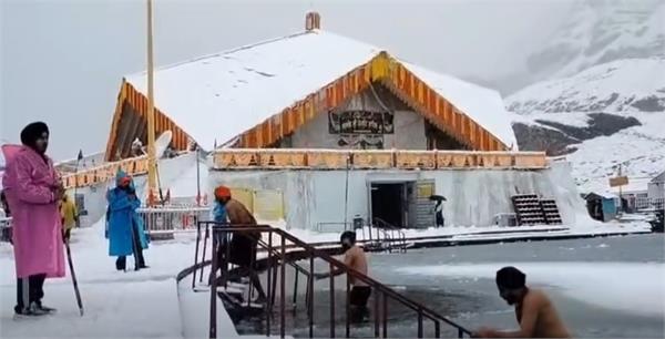 sri hemkunt sahib  badrinath  snowfall