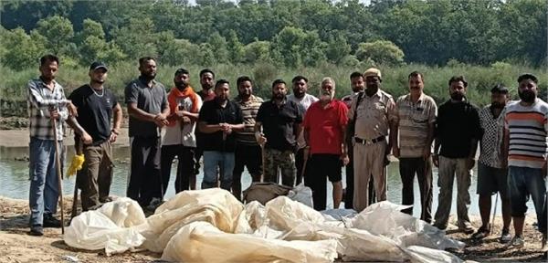big action by excise department and police in gurdaspur