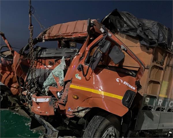 truck  accident  people  death  police  gurugram