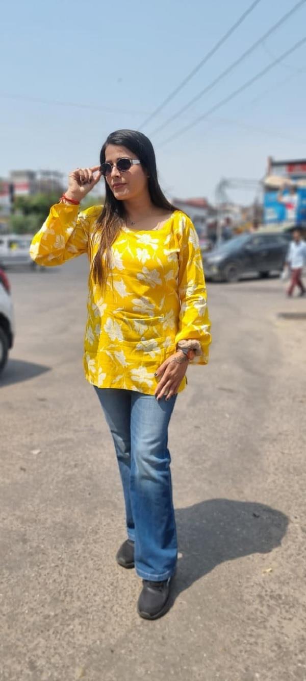 summer  young girls  short kurti tops