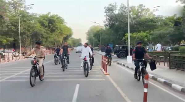 cm nayab singh saini  sukhna lake bicycle