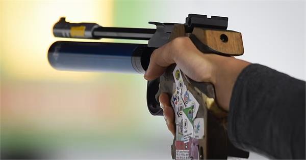 anjali wins gold in women  s 10m air pistol