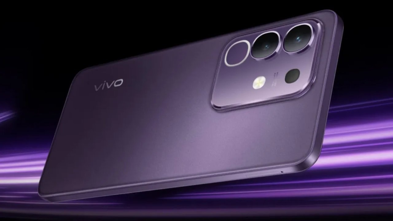 7200mAh ਦੀ ਦਮਦਾਰ ਬੈਟਰੀ ਵਾਲਾ ਇਹ 5G ਸਮਾਰਟਫੋਨ ਹੋਇਆ ਬੇਹੱਦ ਸਸਤਾ, ਜਾਣੋ ਕੀਮਤ ਤੇ ਫੀਚਰਸ