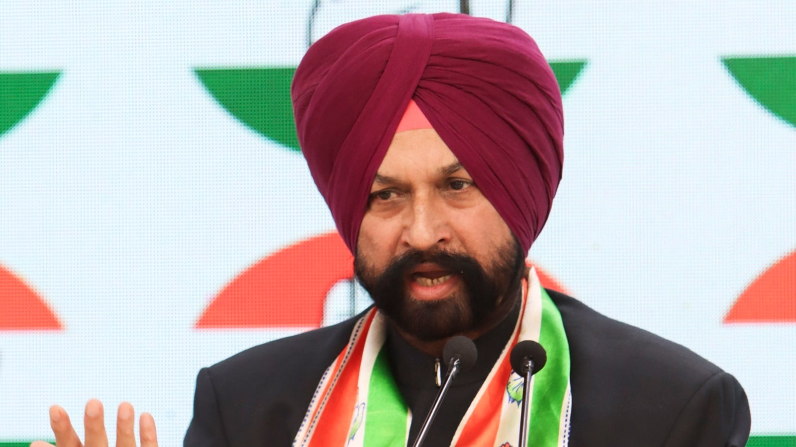 MLA ਦੀ ਗੱਡੀ ਦਾ ਚਾਲਾਨ ਕੱਟਣ ਵਾਲੇ ASI ਦੀ ਹੋਵੇ ਤਰੱਕੀ: ਗੁਰਿੰਦਰ ਢਿੱਲੋਂ